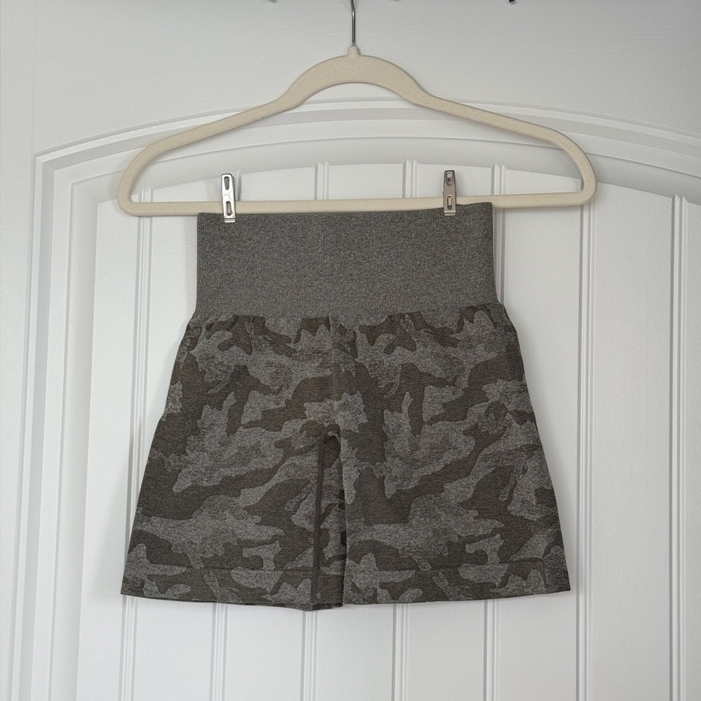 NVGTN camo seamless pro shorts BUNDLE - Picture 8 of 13